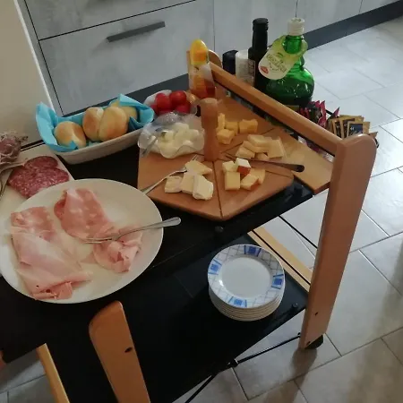 Alojamento de Acomodação e Pequeno-almoço La Poesia Del Oggiono